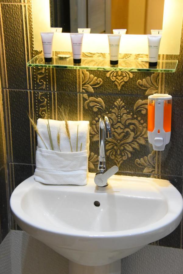 Locanda Pyramids Hotel Kafret el-Gabal 外观 照片