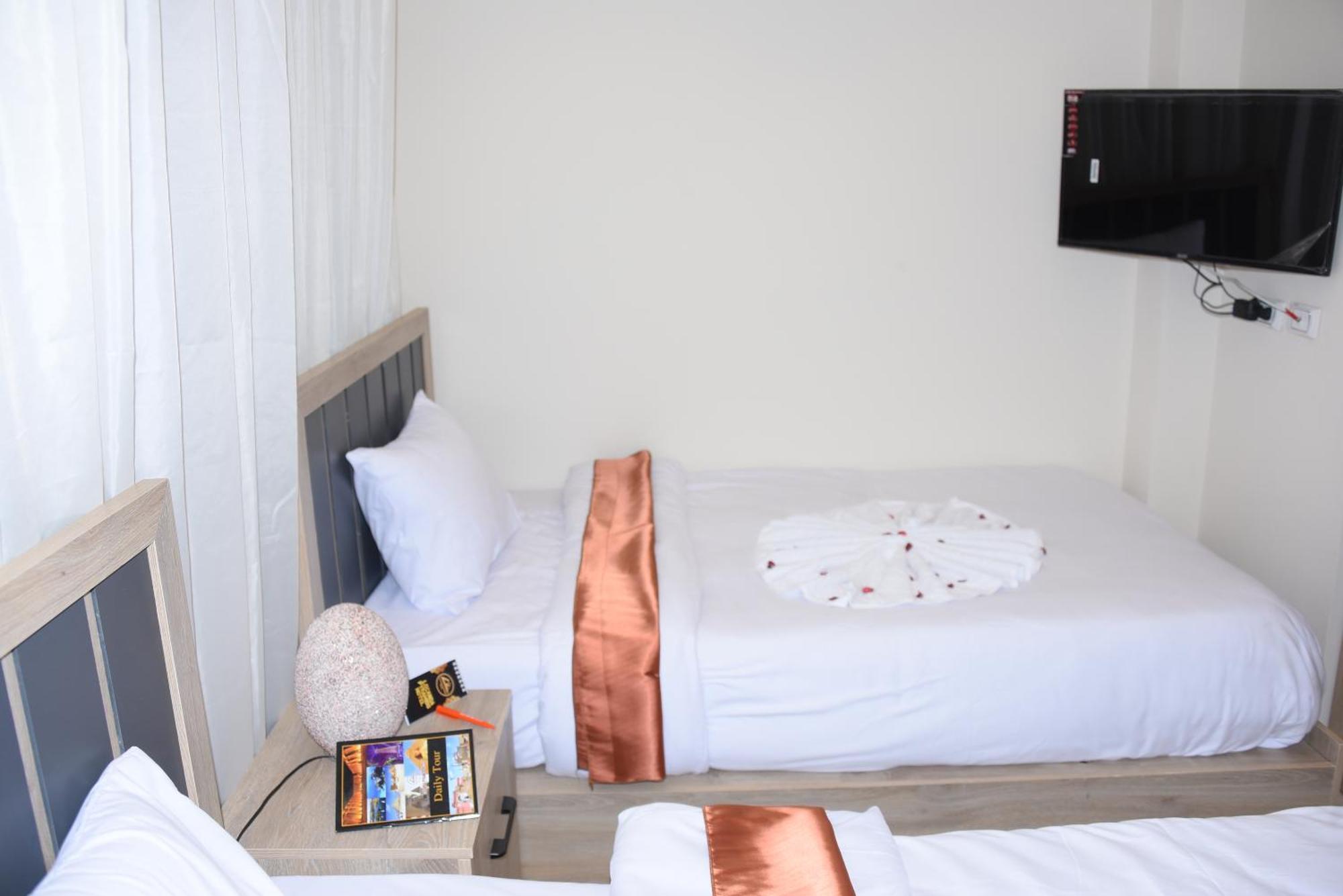 Locanda Pyramids Hotel Kafret el-Gabal 外观 照片
