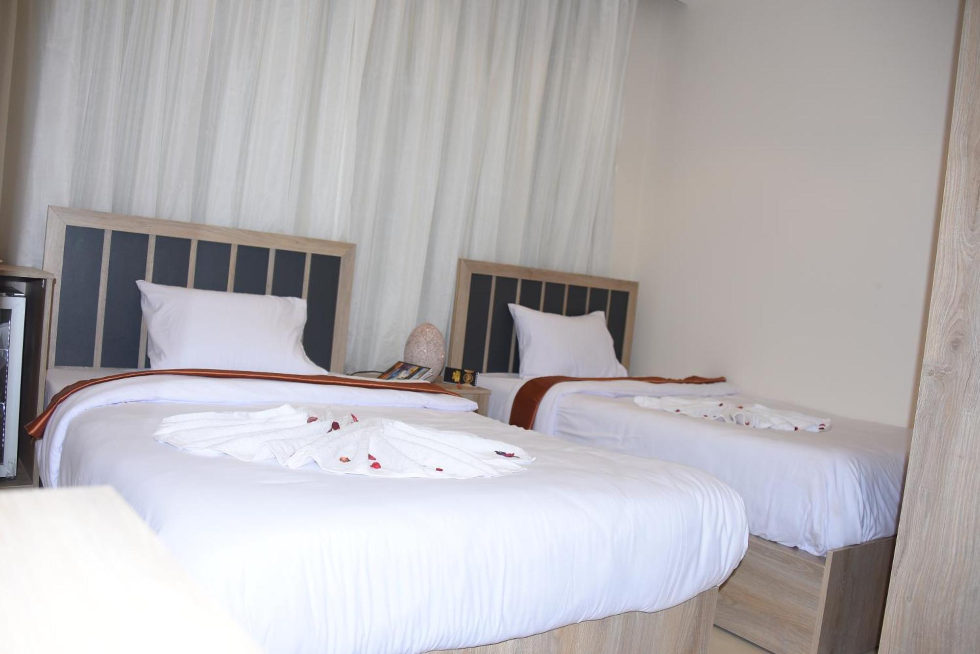 Locanda Pyramids Hotel Kafret el-Gabal 外观 照片