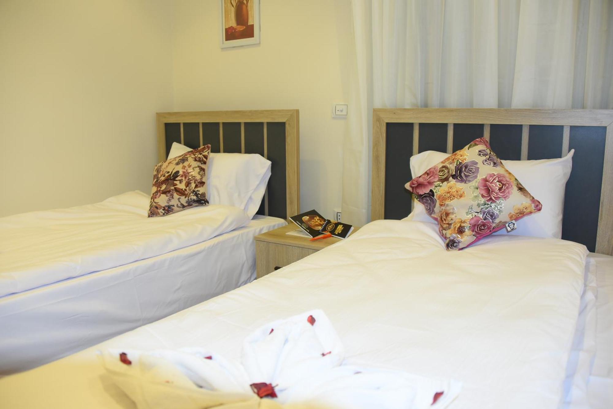 Locanda Pyramids Hotel Kafret el-Gabal 外观 照片